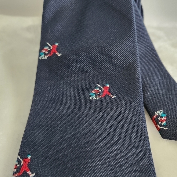 Lands' End Direct Merchants Silk Navy Blue Baseball Player Catcher Necktie Tie - Picture 7 of 11